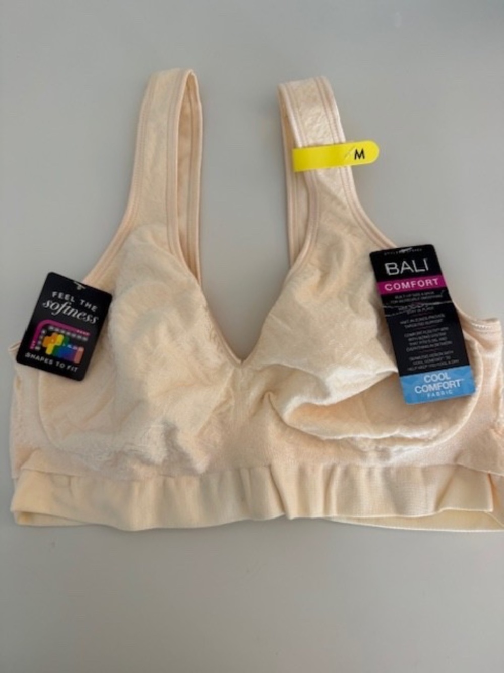 Bali Wireless Bra Comfort ~ Size Medium ~ Seamless FlexFit ~ Yellow